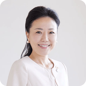 都築明寿香さん